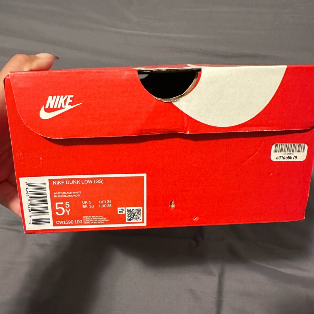 Panda dunks